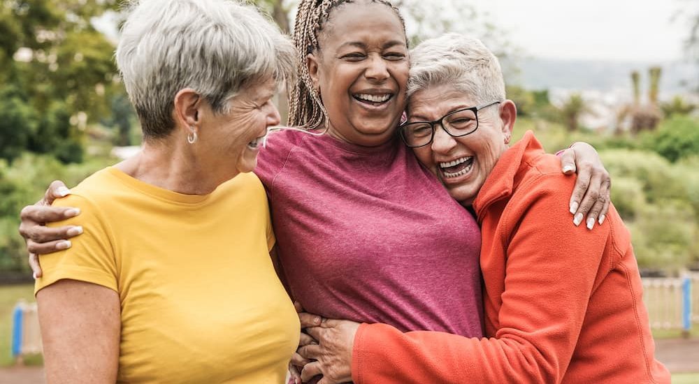 senior friendships at Sierra Winds