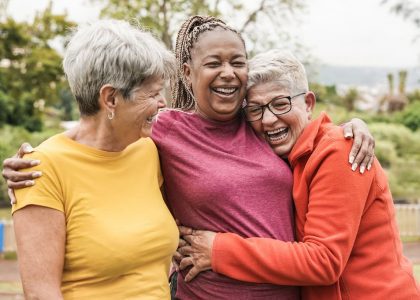 senior friendships at Sierra Winds